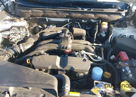 2014 Subaru Outback 2.5I Limited z USA, uszkodzony, nr VIN 4S4BRCMC0E3236833